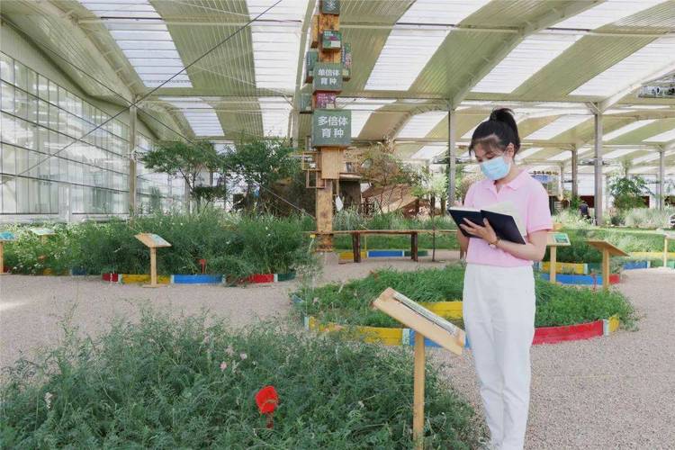 海綿城市,生命共同體,微生物工廠,碳匯實(shí)驗(yàn)室,數(shù)字生態(tài)等產(chǎn)品立體地展